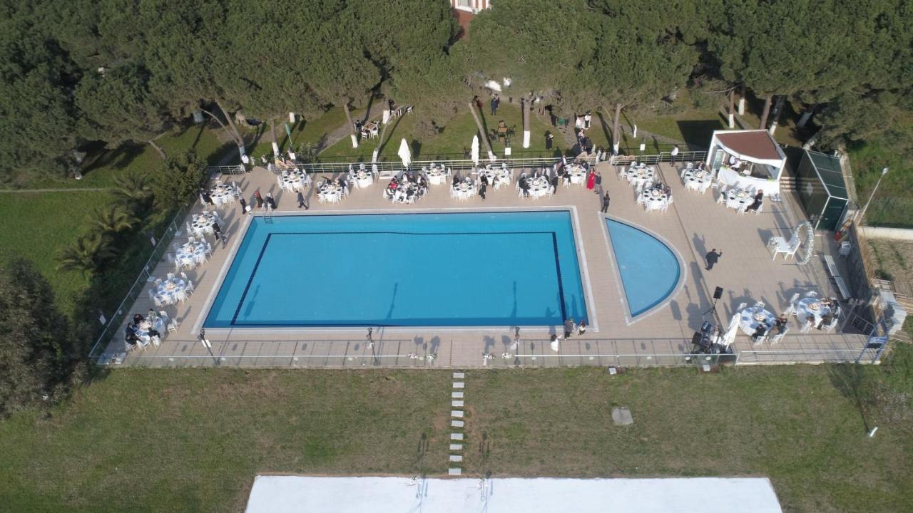 Sporkoey Hotel & Beach Club Darica  Exterior photo