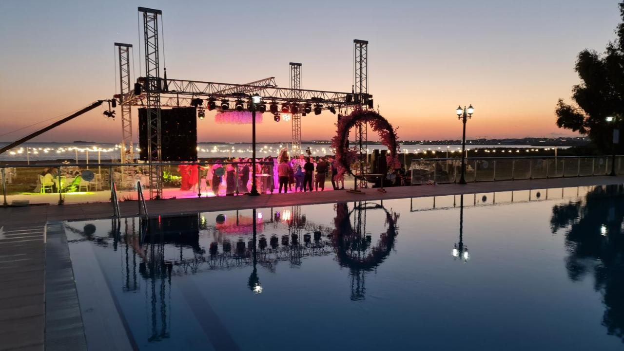 Sporkoey Hotel & Beach Club Darica  Exterior photo