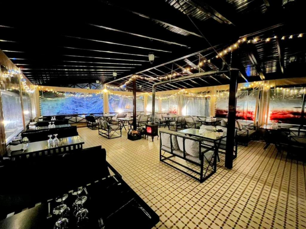 Sporkoey Hotel & Beach Club Darica  Exterior photo
